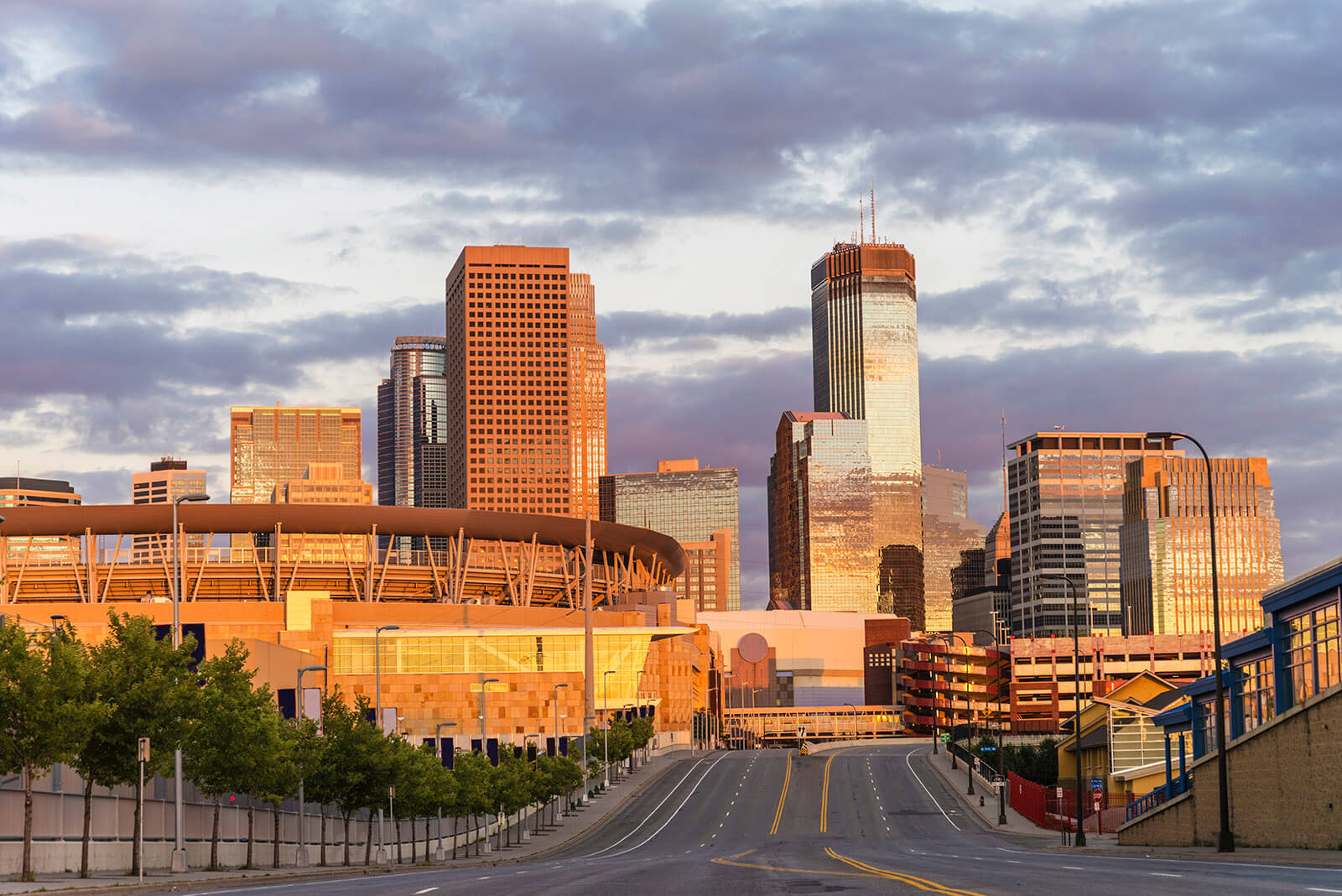 Minneapolis skyline with Minnesota Twins Target Field baseball stadium